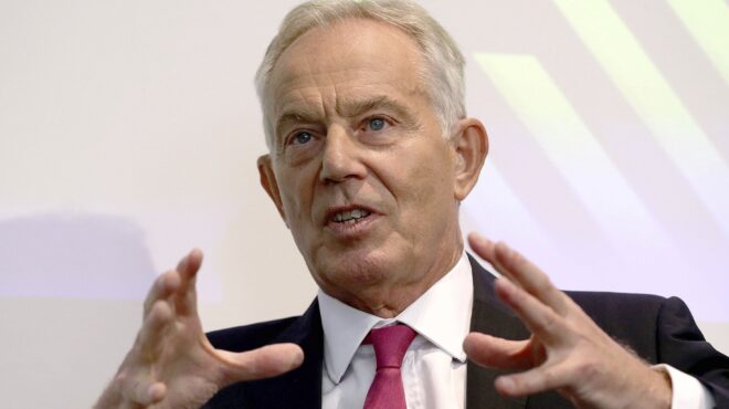 bbc-ο-τόνι-μπλερ-στη-συνάντηση-της-τετάρτ-563784076