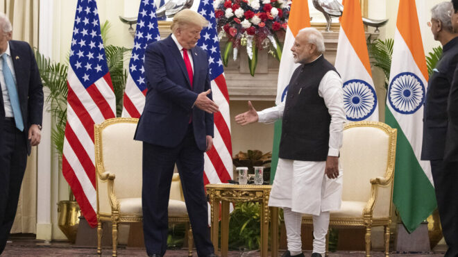 ο-τραμπ-τιμωρεί-την-ινδία-για-τις-αγο-563755408