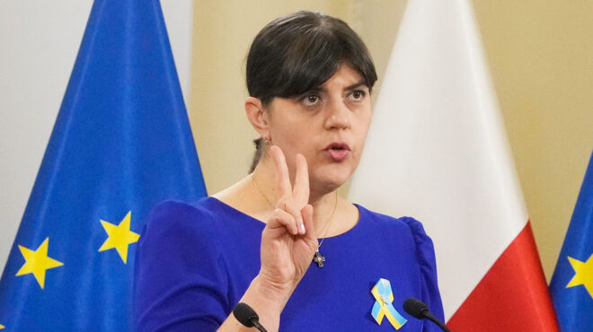 εντός-και-εκτός-τρανσυλβανικές-εμμον-563753407