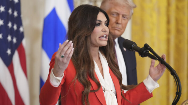 κίμπερλι-γκίλφοϊλ-καθυστερεί-κι-άλλο-563749321