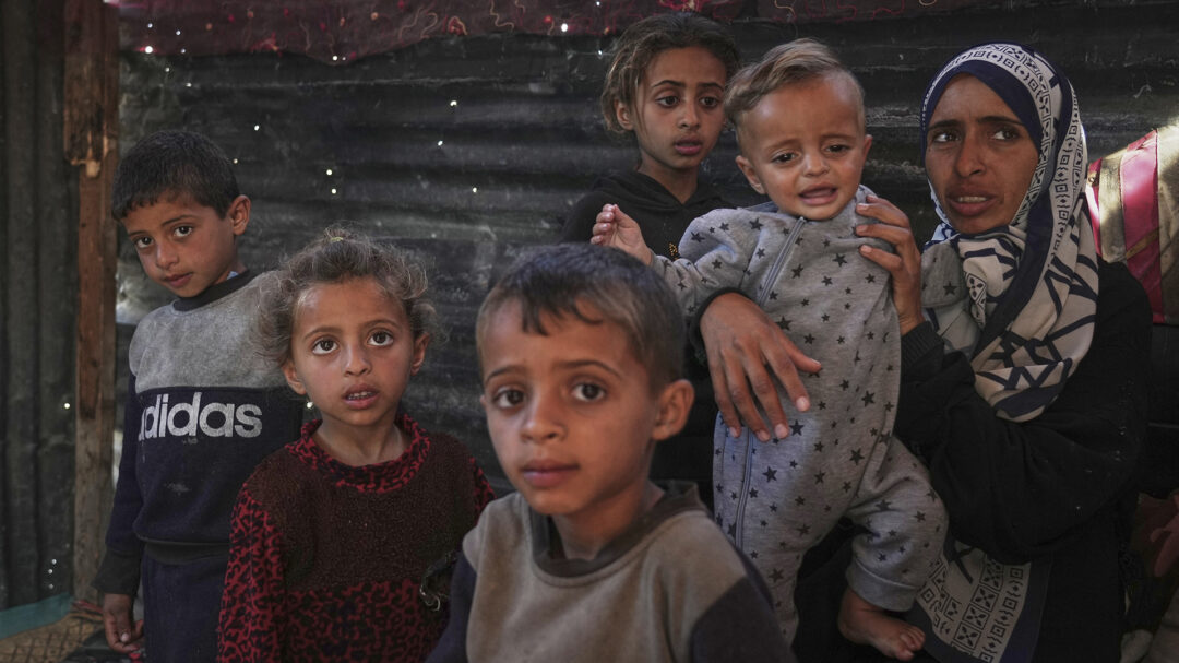 ο-λιμός-στη-γάζα-ξεδιπλώνεται-μπροστ-563745835