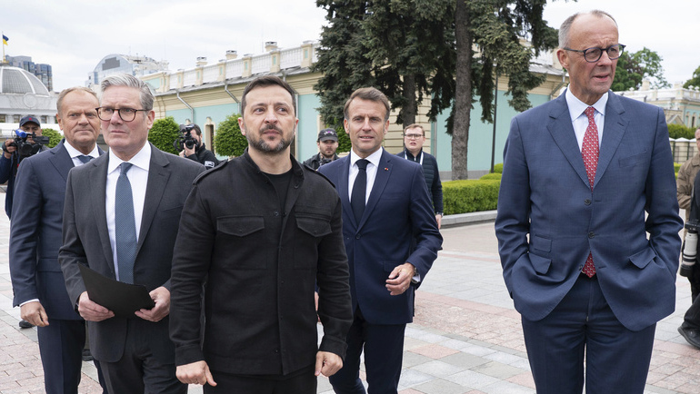 Ωρα μηδέν για την Ουκρανία: Στην Ουάσιγκτον Ζελένσκι και Ευρωπαίοι ηγέτες-1