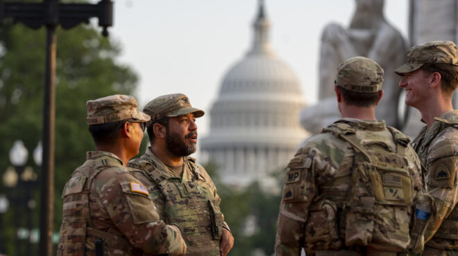 ηπα-στρατός-φθάνει-στην-ουάσιγκτον-γι-563767576