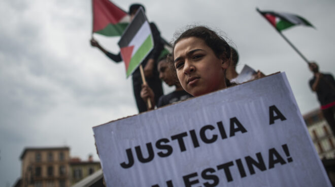 η-ισπανία-απομάκρυνε-44-τραυματισμένα-π-563760766