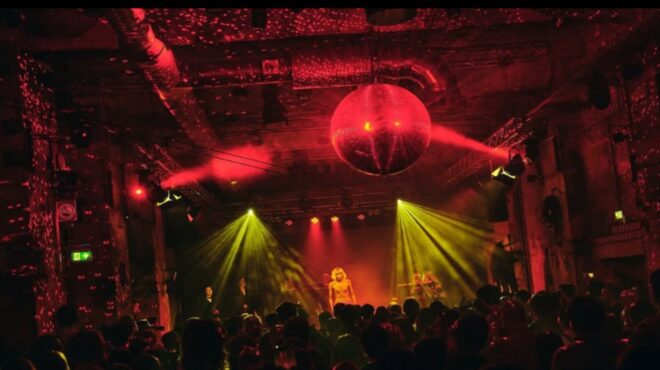 γερμανία-επιδημία-λουκέτων-σε-ιστο-563748238