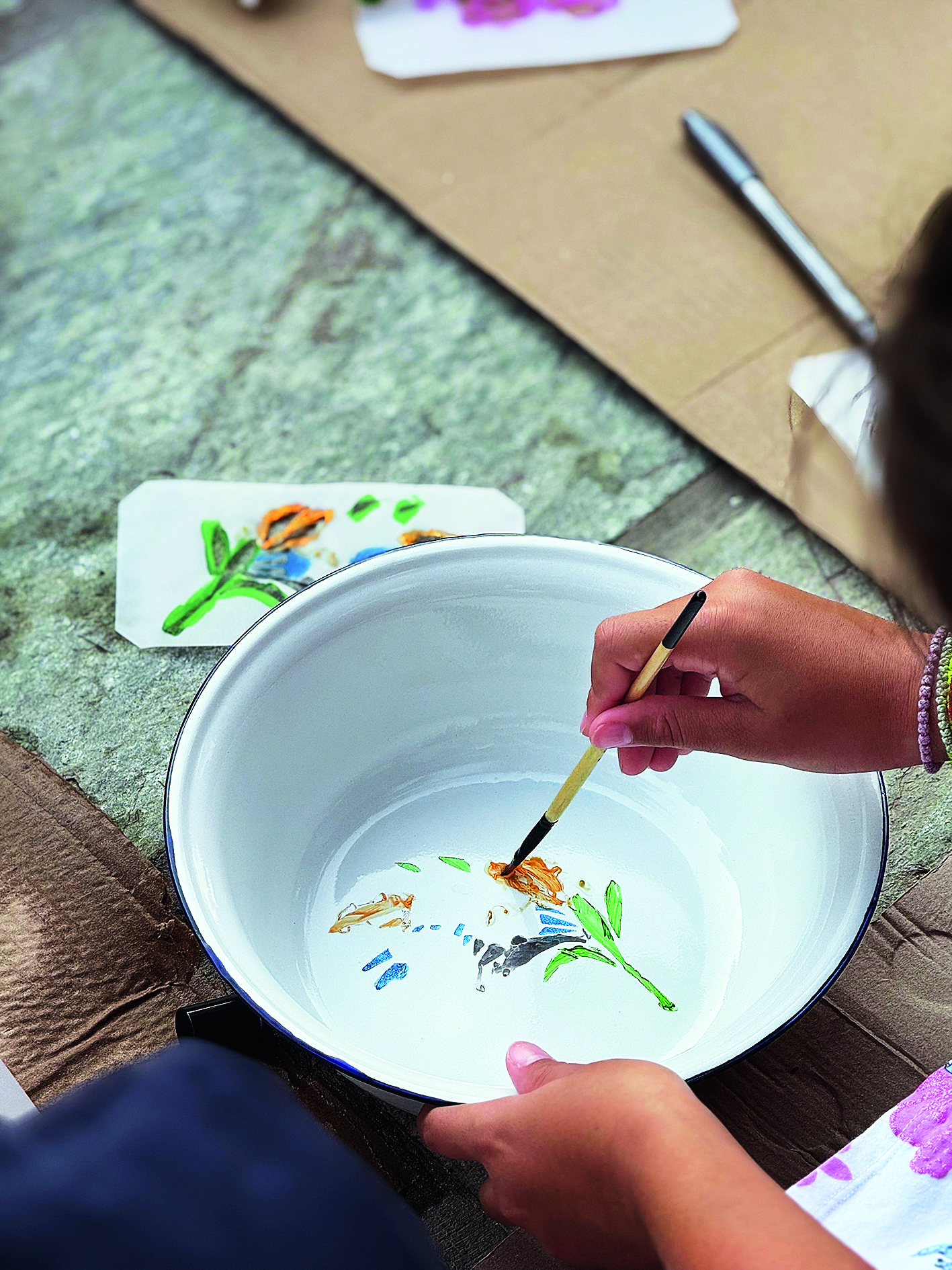 «Βάζαμε τη λαμαρίνα και έβγαινε κατσαρόλα»-9