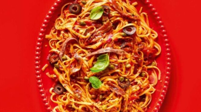 οι-ντοματένιες-26-κόκκινες-καλοκαιρινέ-563748685