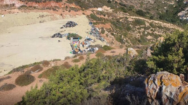 μήλος-συνελήφθησαν-17-υπάλληλοι-του-δήμ-563764552