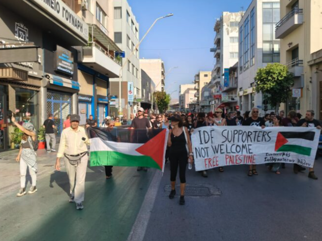 Ενταση στο λιμάνι του Βόλου για την άφιξη κρουαζιερόπλοιου με Ισραηλινούς τουρίστες-2