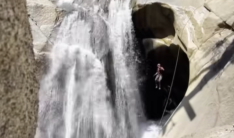 εκπληκτική-ιστορία-επιβίωσης-σώος-46-563768344