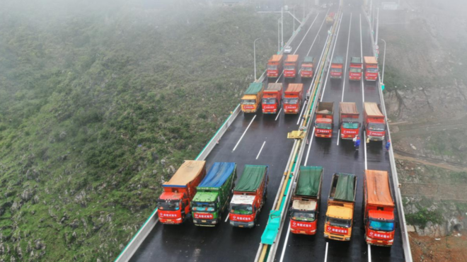 κίνα-96-φορτηγά-τέσταραν-την-αντοχή-τ-563782177