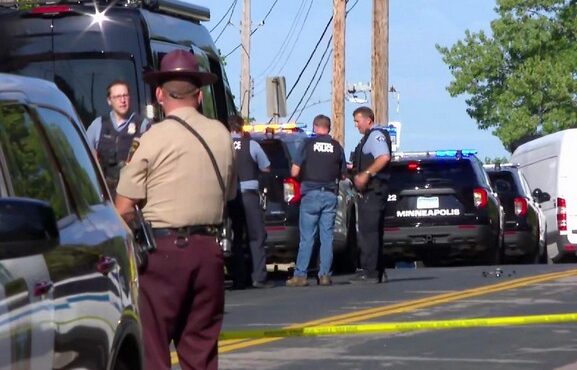 μινεάπολη-πυροβολισμοί-σε-καθολικό-σ-563782642