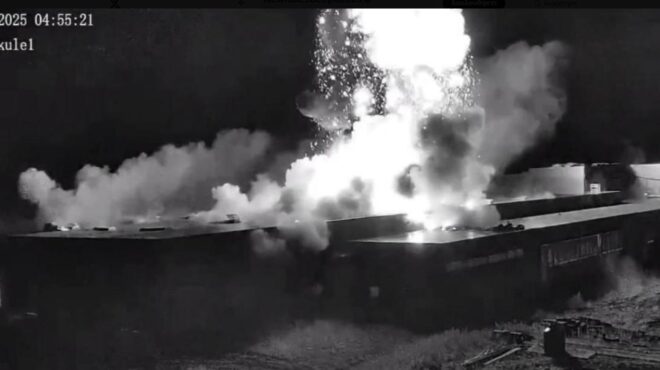 ουκρανία-η-ρωσία-χτύπησε-το-εργοστάσι-563784475