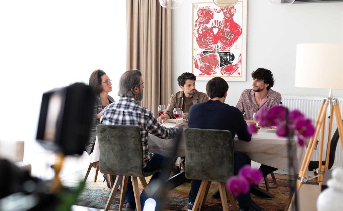 «Σέρρες»: Οσα δεν θα δείτε στη μικρή οθόνη-4