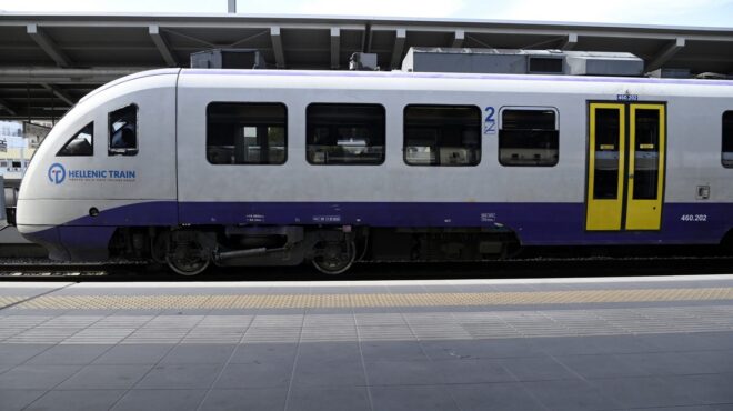 ακινητοποιήθηκε-αμαξοστοιχία-στις-μ-563789566