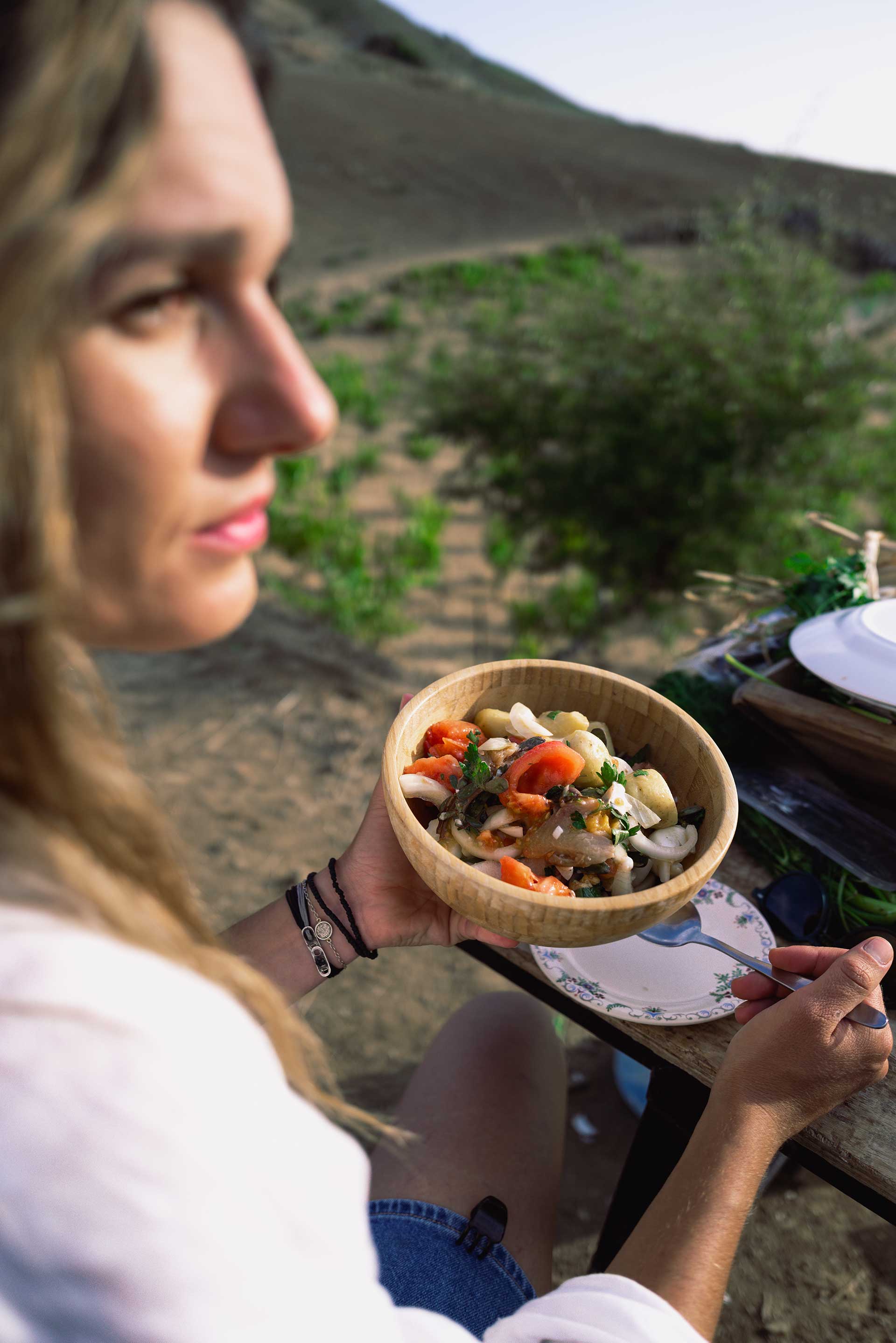 Τάρταλα: ένα καφενείο με σεφ και εμφιαλωμένα ποτά-3