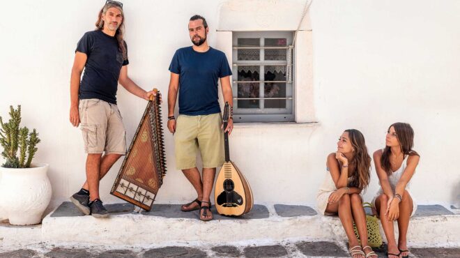 πώς-είναι-να-ζεις-μόνιμα-στην-πάρο-563770522