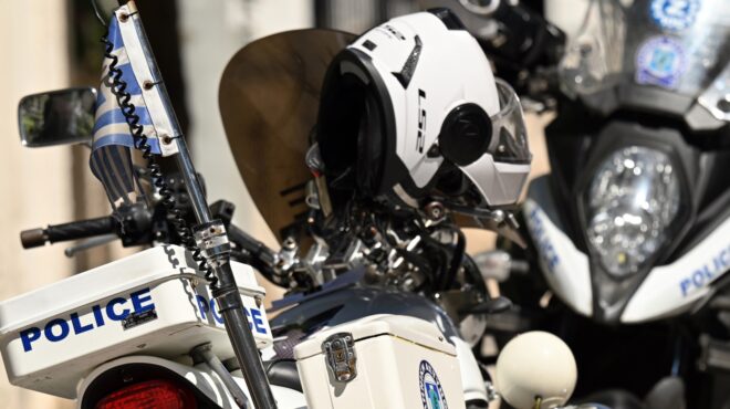 σε-μία-δουλειά-βγάζω-10-000-το-μήνα-στην-άλ-563759503