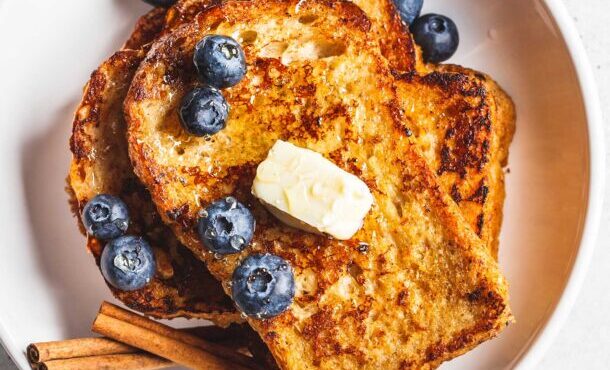 αυγοφέτες-γλυκές-563778328