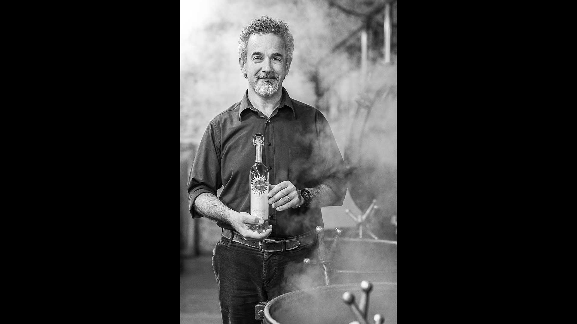 ο-κύριος-poli-ο-αλχημιστής-της-γκράπας-563762683