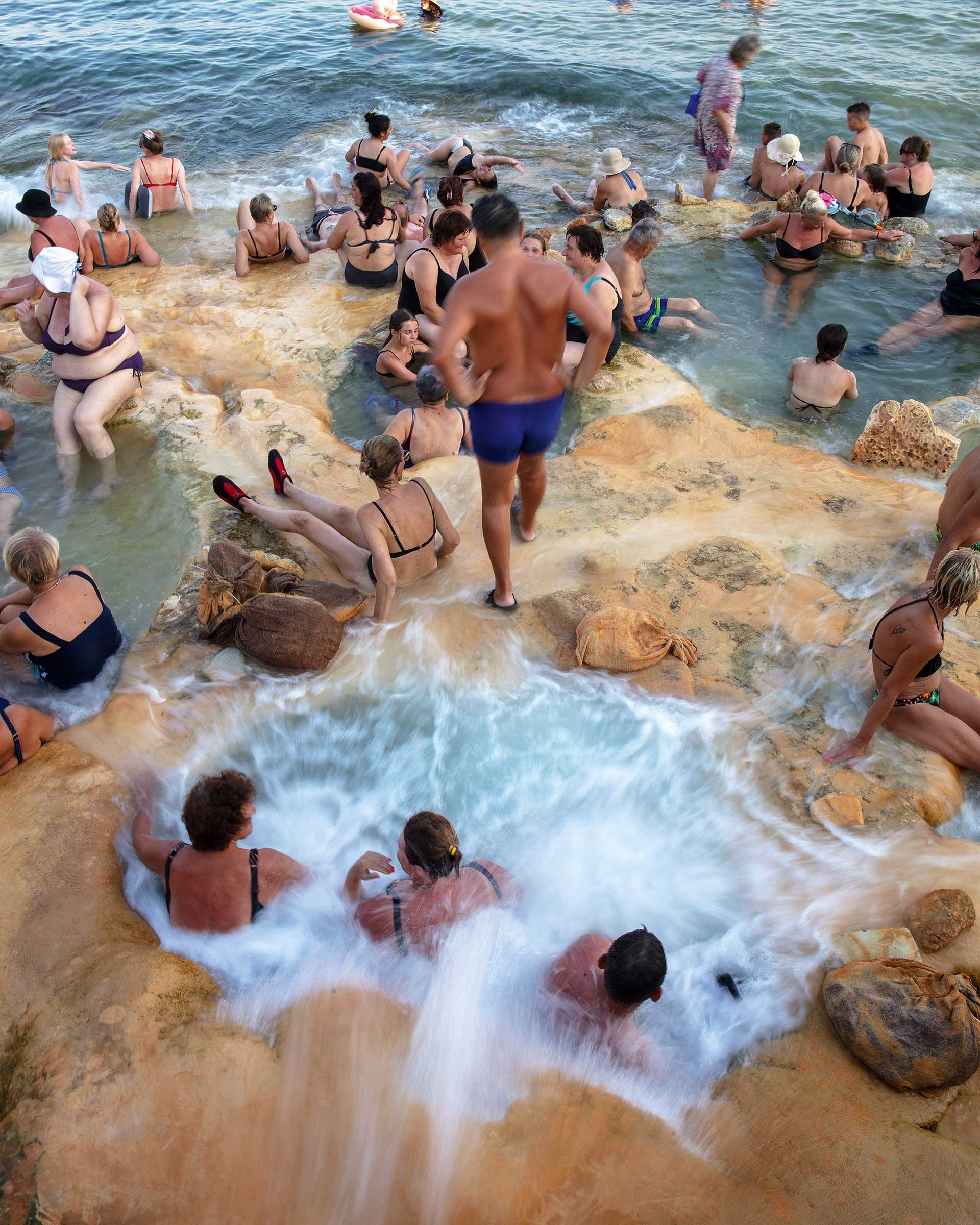 Ενα βράδυ στην Αιδηψό, στη λουτρόπολη της Bόρειας Εύβοιας-2