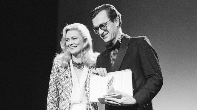 εκαψε-τα-φτερά-του-νωρίς-563767408