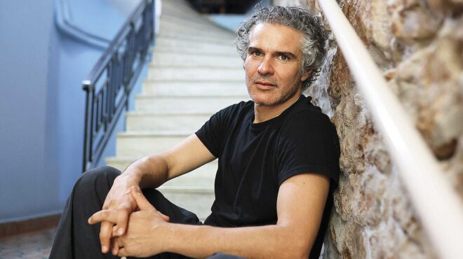 σάββας-στρούμπος-οικοδόμημα-ζωντανό-563767435