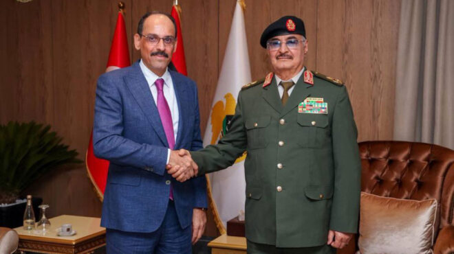 νέο-βήμα-προσέγγισης-της-αγκυρας-στον-563780344