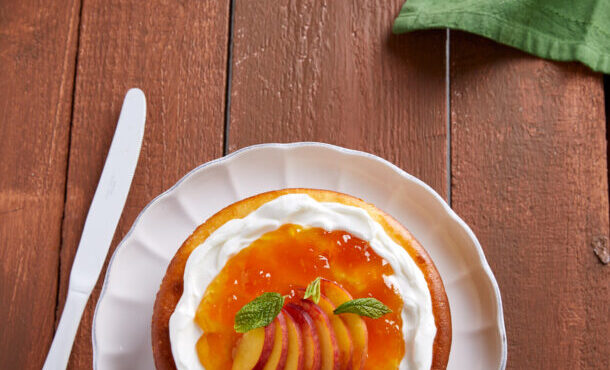 τσίζκεϊκ-ψητό-με-μαρμελάδα-ροδάκινο-563758258