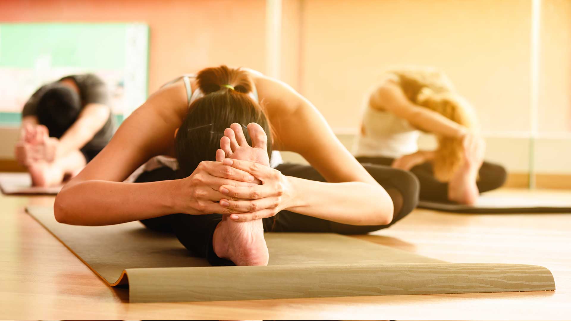 3 κατ’ οίκον διατάσεις που ανακουφίζουν από τον πόνο στα ισχία και στους γλουτούς-2