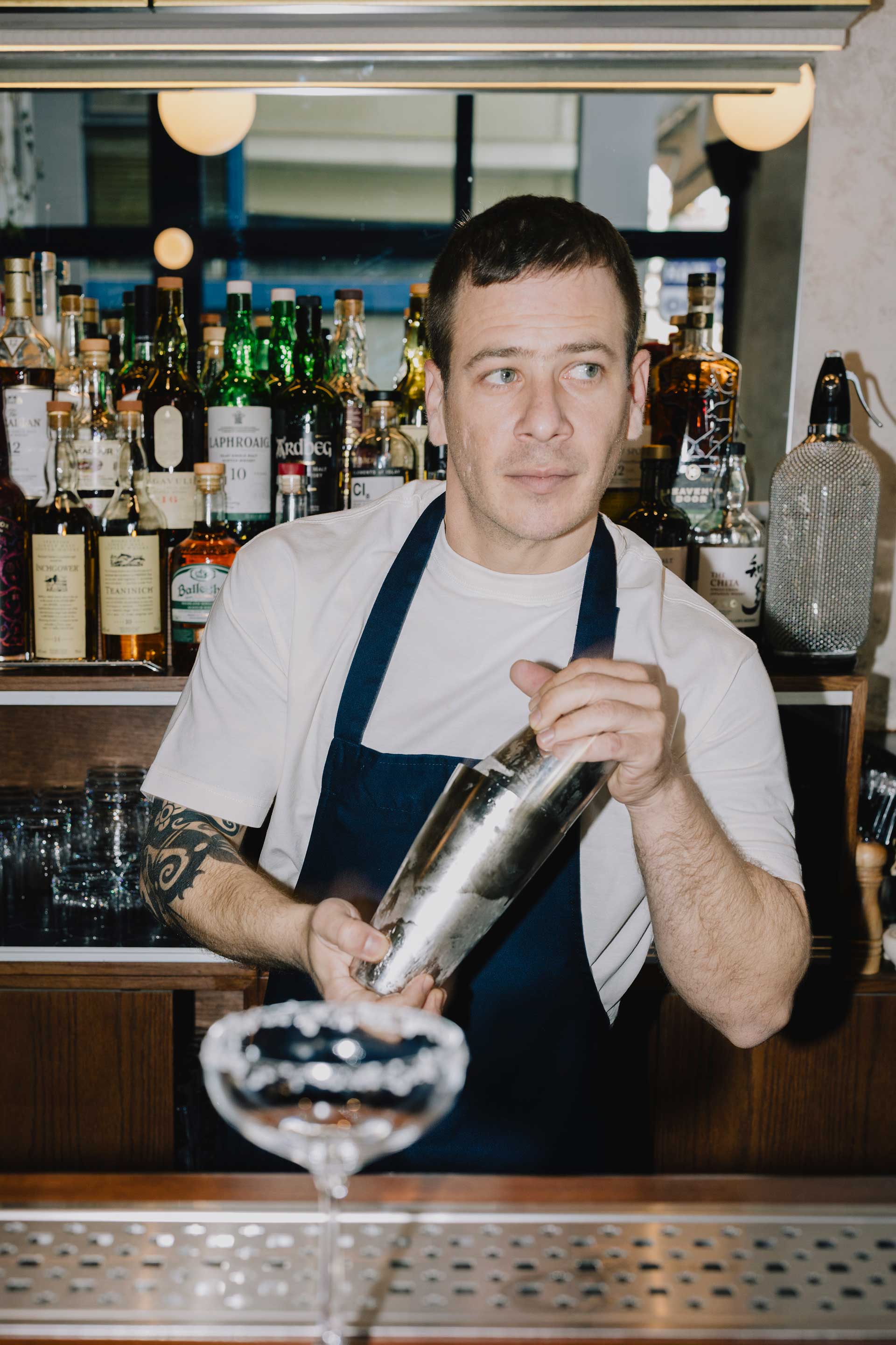 Η Margarita βγαίνει βόλτα στην Αθήνα-3