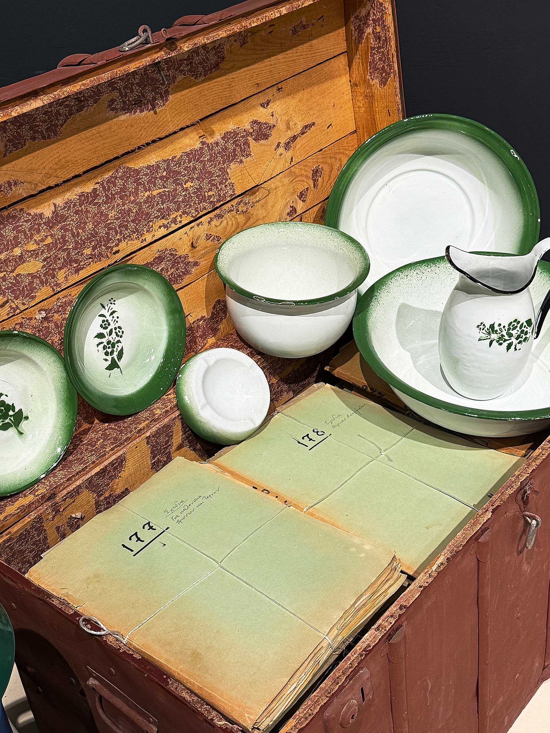 «Βάζαμε τη λαμαρίνα και έβγαινε κατσαρόλα»-8