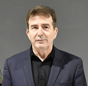 Εντός και Εκτός: Το μήνυμα Ιμάμογλου για το «Ειδικό Βραβείο Δημοκρατίας»-1