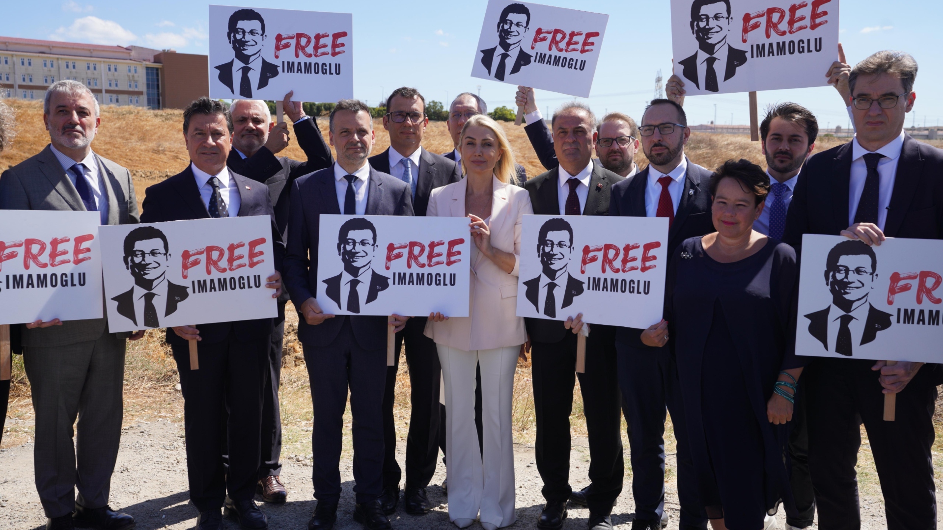 Τουρκία: Απαγόρευση επίσκεψης Ευρωπαίων δημάρχων στον Ιμάμογλου – Ανάμεσά τους ο Χάρης Δούκας-3