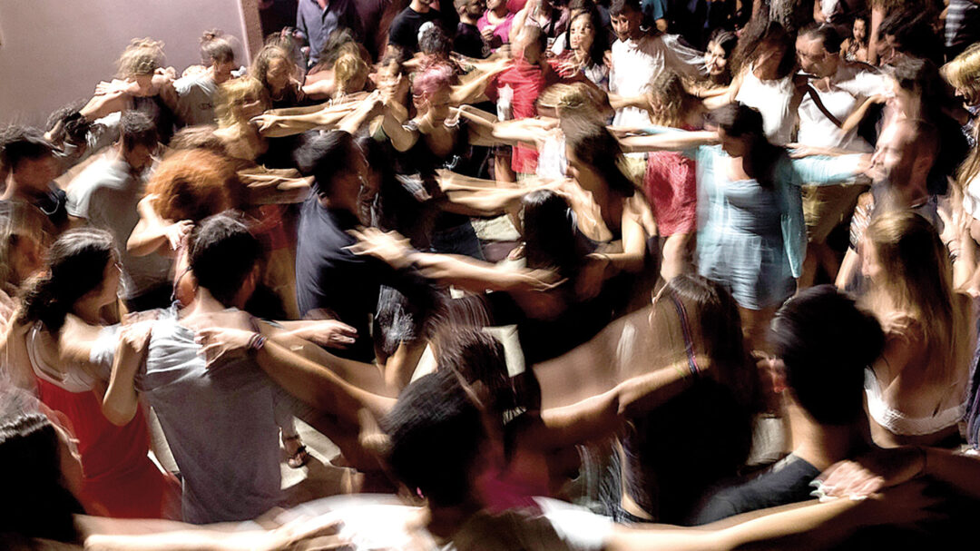 η-εξέλιξη-των-πανηγυριών-λαογράφοι-563764045