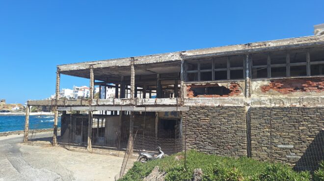 ανδρος-το-ξενία-ελπίζει-ξανά-563773036