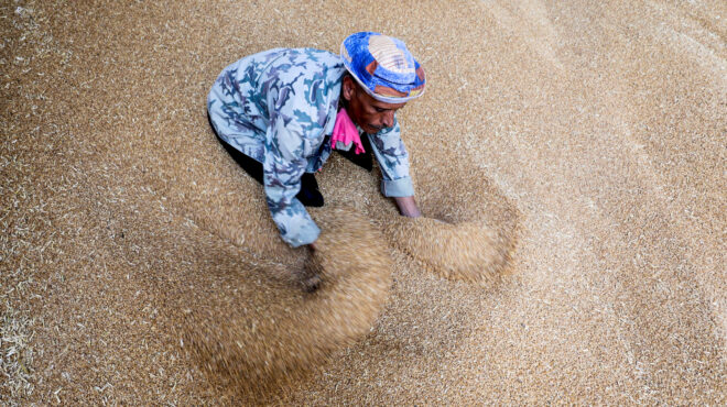 καμπανάκι-του-οηε-για-τη-θερμική-κατ-563775262