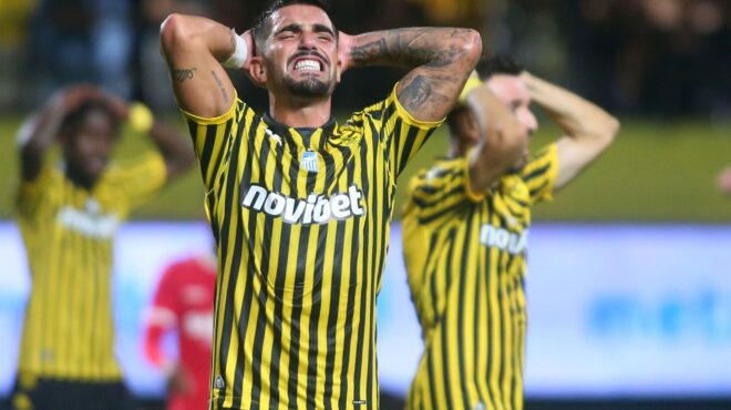 ποδόσφαιρο-ενα-βήμα-μπρος-και-δύο-πίσω-563746612