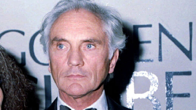 τέρενς-σταμπ-1938-2025-ο-απολαυστικά-κακός-563770135