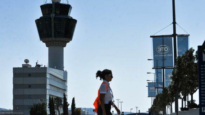 παράνομη-η-στάση-εργασίας-των-ελεγκτώ-563782114