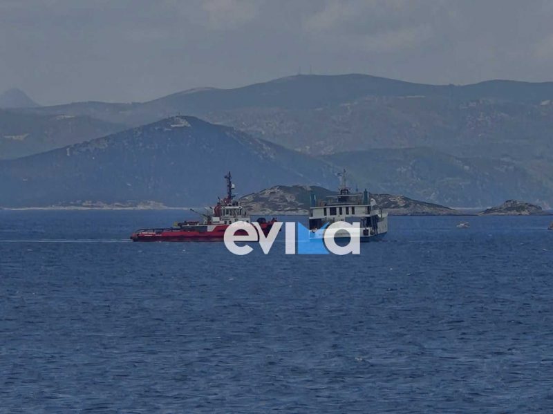 Nέα Στύρα: Σε εξέλιξη η επιχείρηση αποκόλλησης του φέρι μποτ-1