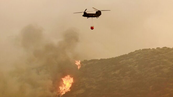 φωτιά-στην-τήνο-σηκώθηκαν-δύο-ελικόπ-563758372