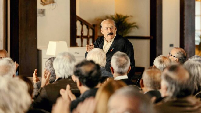 εχτισε-μια-ζωή-πάνω-στο-πιο-μεγάλο-ψέμα-563789410