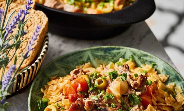 χυλοπιτάκι-με-σιγοψημένο-αρνάκι-ελιέ-563758201