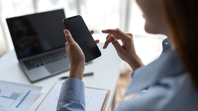 οχι-πάνω-από-δύο-ώρες-στο-smartphone-ιαπωνική-563775241