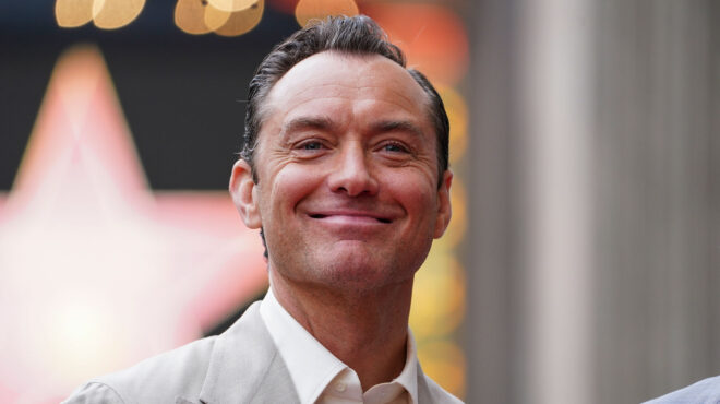 αγνώριστος-ο-τζουντ-λο-στον-ρόλο-του-βλ-563784460