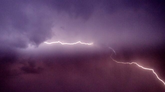 πάνω-από-5-000-κεραυνοί-σήμερα-ο-χάρτης-τ-563769064