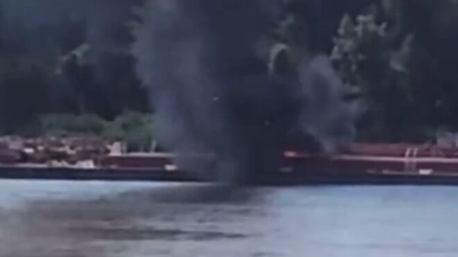 ελικόπτερο-έπεσε-πάνω-σε-φορτηγίδα-στ-563754271