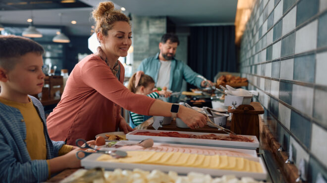 ηρθε-η-ώρα-να-απαγορευθεί-ο-μπουφές-στα-563772748