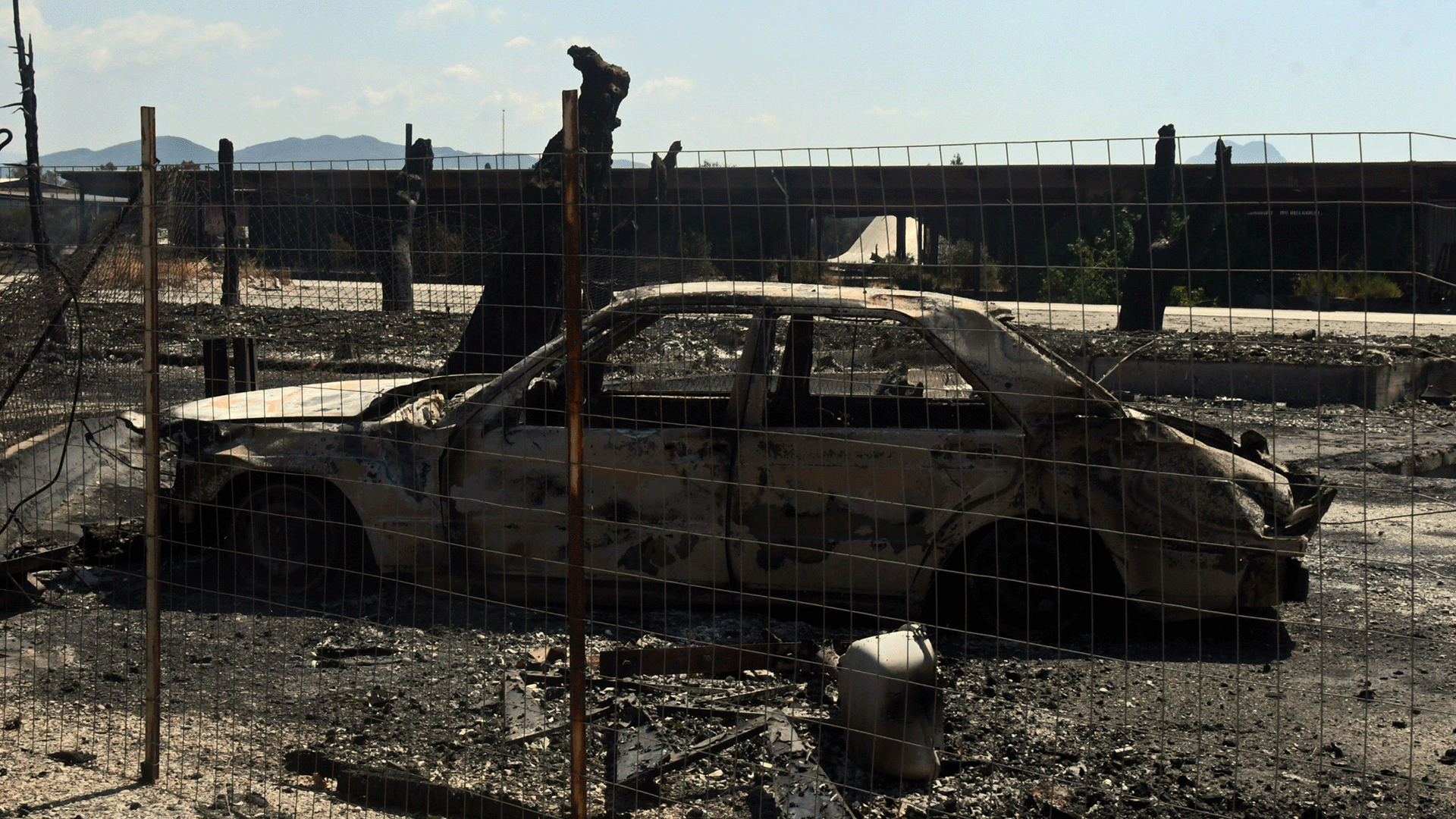 νέα-σύλληψη-για-εμπρησμό-στην-πάτρα-563768518